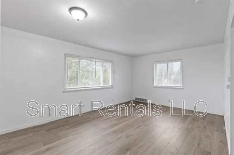 1 bed, 1.0 bath, 800 sqft, $749 — Photo 3