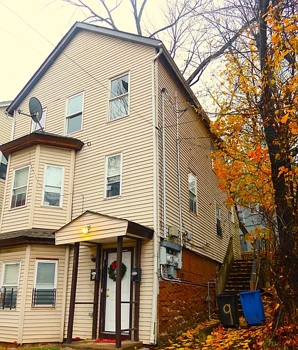 9 Circle Ave Photo 1