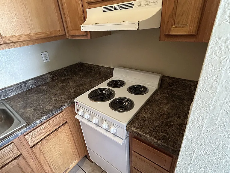 3638 E Monte Vista Dr #7 — Photo 7
