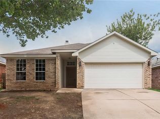 4229 Park Village Ct, Fort Worth, TX 76137