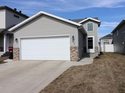 912 30th Ave W, West Fargo, ND, 58078