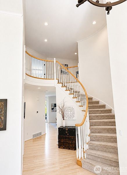 5th image of 35204 SE Augusta Place