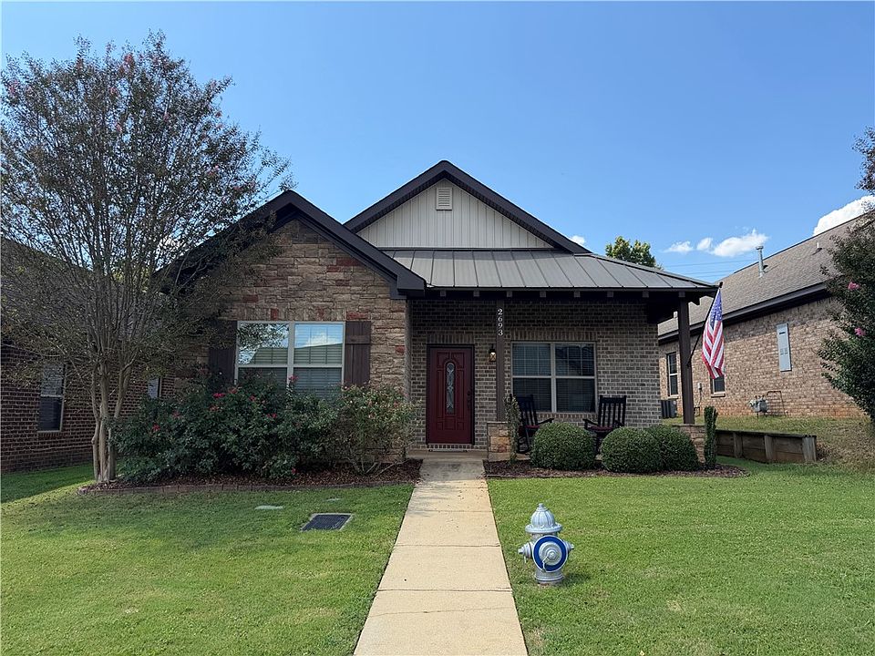 1st image of 2693 Canal Ct