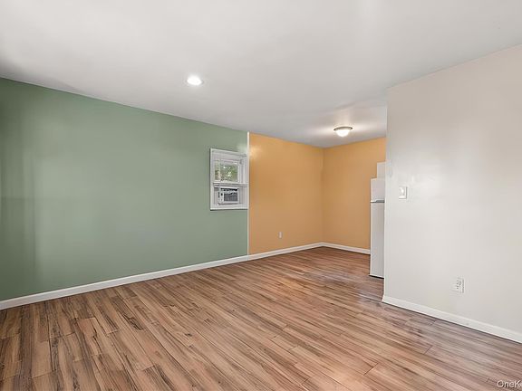 4th image of 70 E Lakeland Street