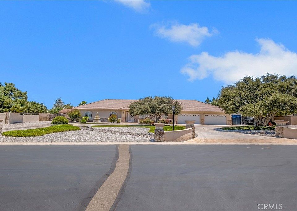 1st image of 6955 Oak View Ct
