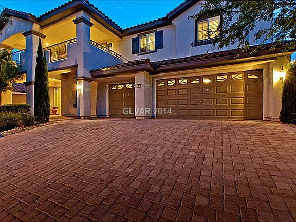 2nd image of 9565 Gondolier St