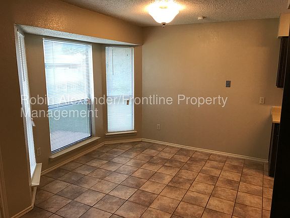 4th image of 5903 Chapel Downs Ct