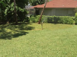 31 Cambria Rd, Palm Beach Gardens, FL 33418