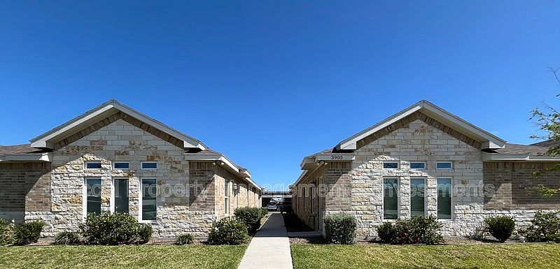 1st image of 3905 Hawthorne Ave #4