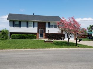 114 Belvedere Cir, Brighton, IL 62012