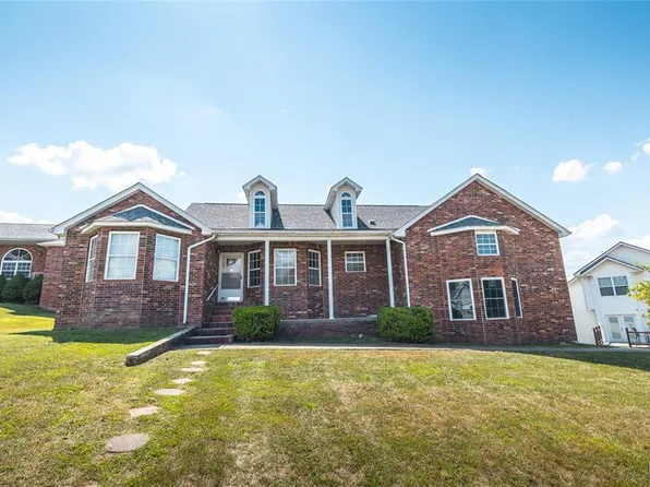 103 Hillcrest Ct, Saint Robert, MO 65584