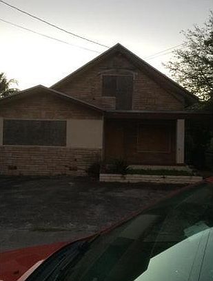 2nd image of 1942 Nw  25 Av
