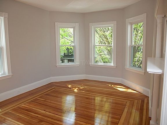 5th image of 376 Prospect St #3