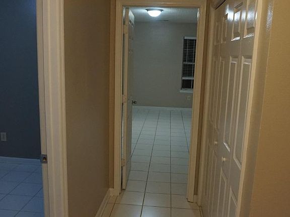 3rd image of 108 Yellowwood Ct NW