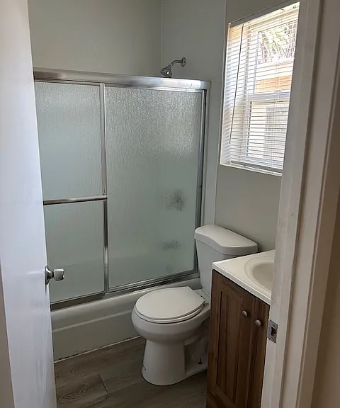 412 N Church St — Photo 4