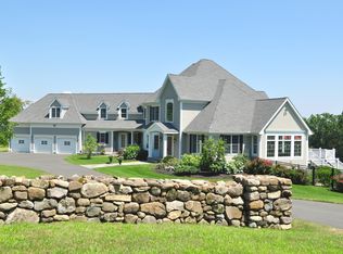 76 Garrett Rd, Canton, CT 06019