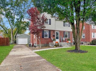 3220 Oakwood St, Erie, PA 16508