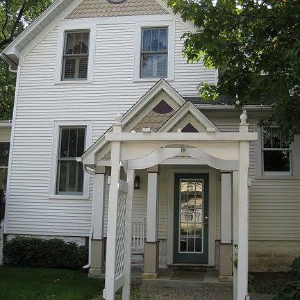 4th image of 399 Ann St