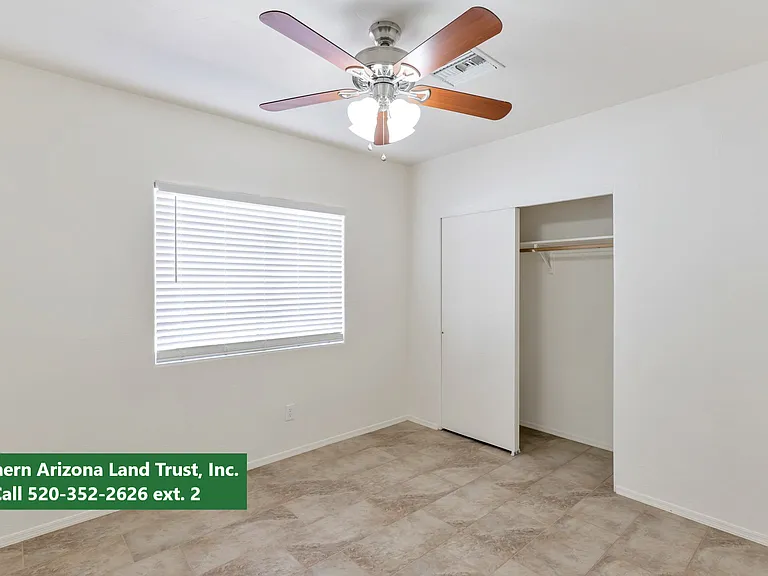 1935 W Banks Grove Pl — Photo 6