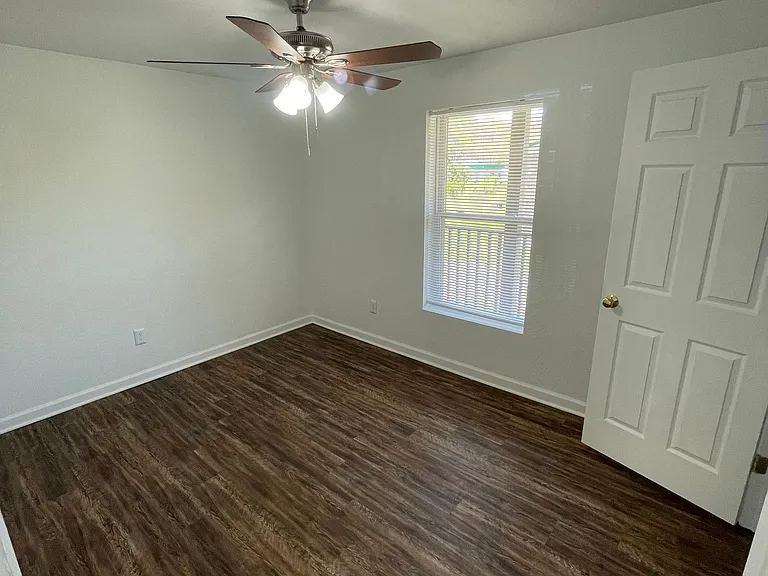 132 Dillon Dr #9 — Photo 3