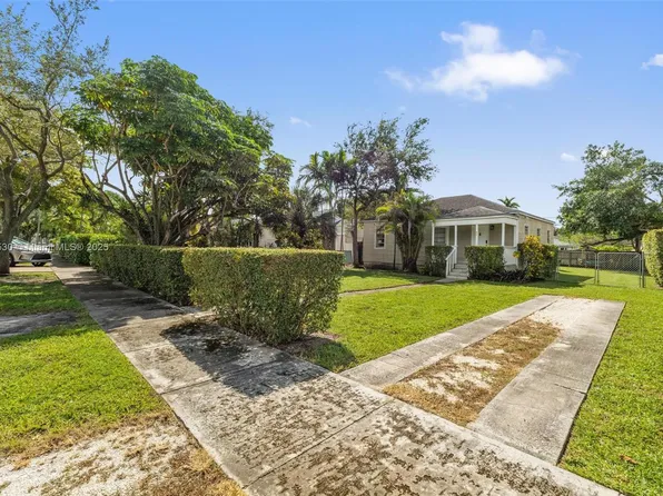 52 Flagler Dr, Miami Springs, FL 33166