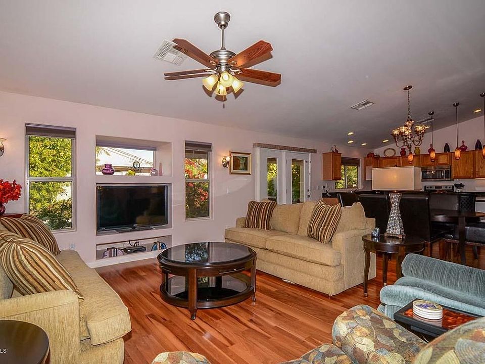 Living Room with Built-Ins