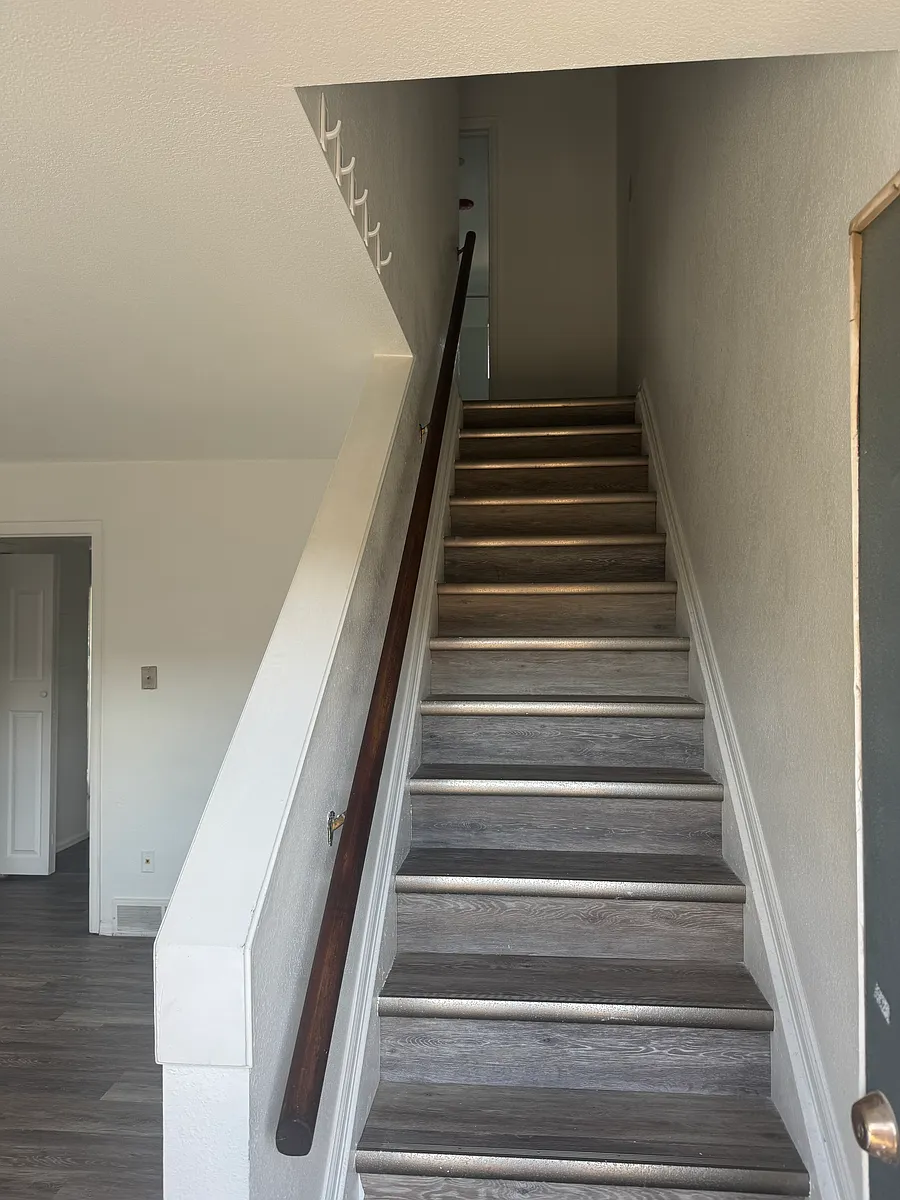Building Photo - 2107 Chautard Dr #D