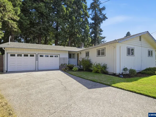 2800 Dahlia Ln, Eugene, OR 97404