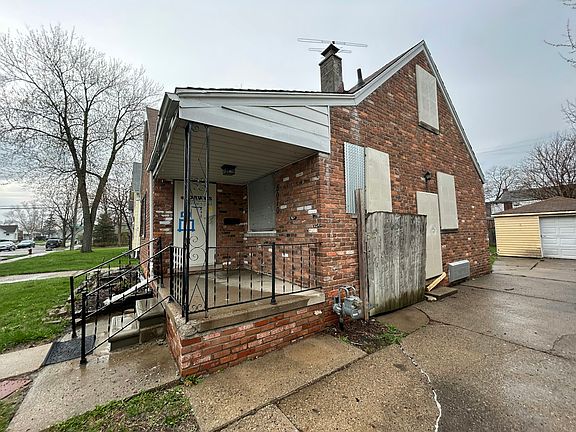 2nd image of 5070 Lafontaine St