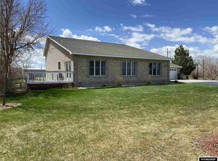 1098 N Ponderosa Ln, Worland, WY 82401