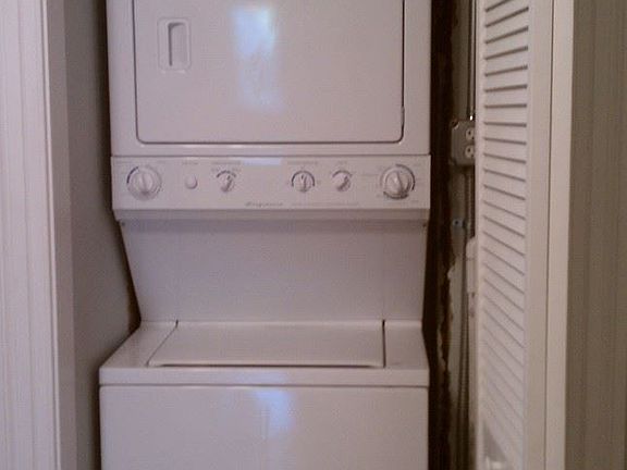 3rd image of 3009 Park Ave APT 4