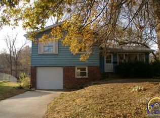 618 Saratoga Pl, Lawrence, KS 66046