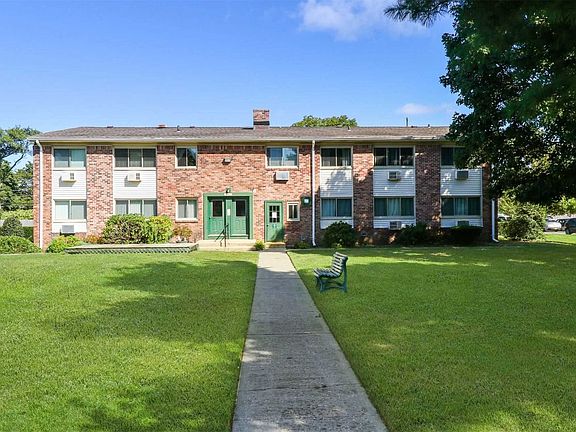 2nd image of 2449J Union Blvd APT 36a