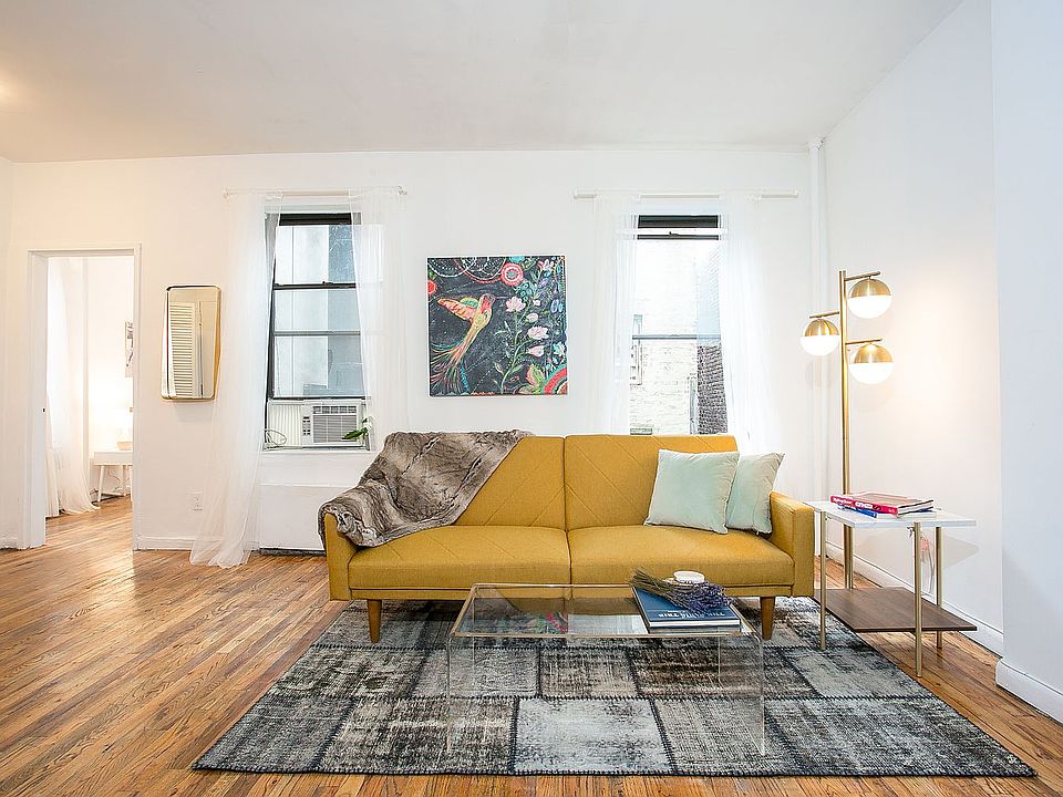 1st image of 246 E 10th St APT 4
