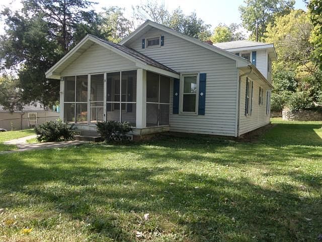 1st image of 304 N 35th St