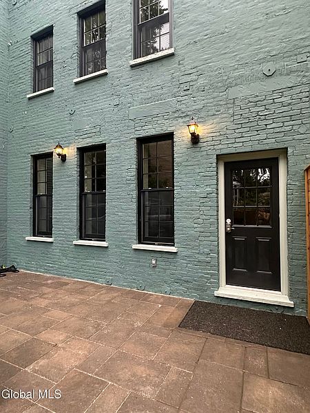 5th image of 2 Spring Street
