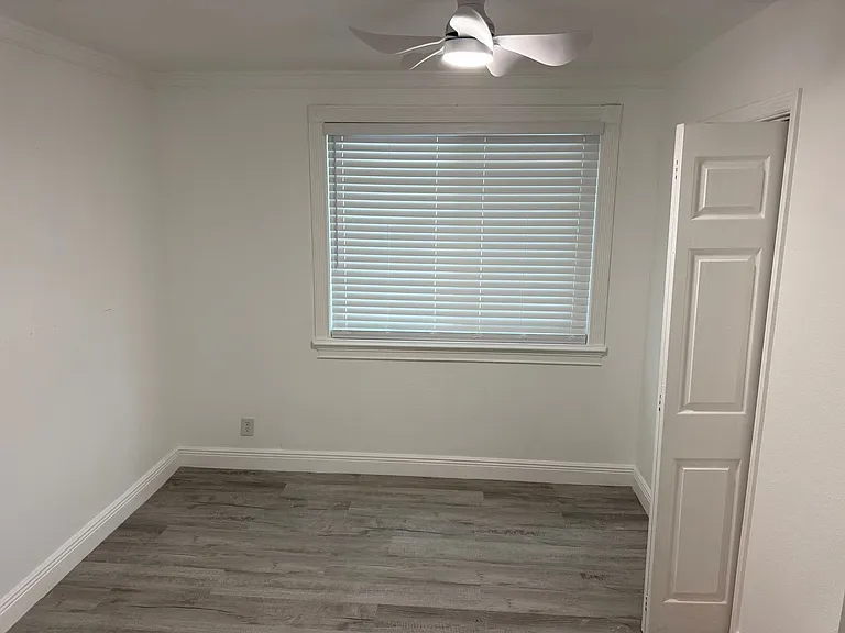 1904 W Saint Louis St #1 — Photo 11