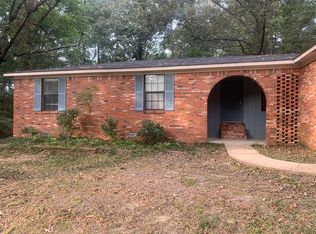 228 Ebenezer Rd, Holcomb, MS 38940