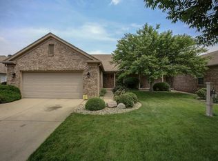 1601B Lakeside Dr #B, Champaign, IL 61821