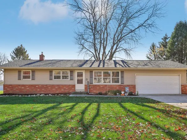 713 Russell Street, Deforest, WI 53532