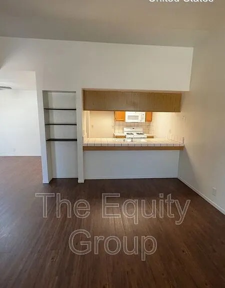 4316 W Douglas Ave — Photo 5