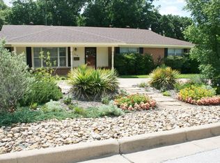 1816 Saxony Rd, Fort Worth, TX 76116