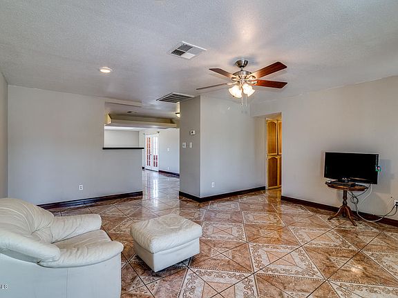 5th image of 4839 W Glenrosa Ave
