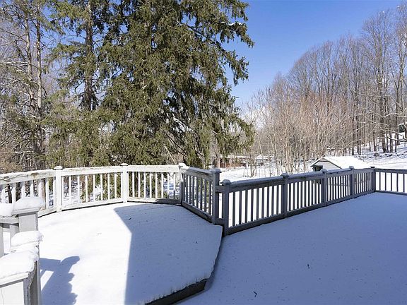 5th image of 33 Bangall Amenia Rd
