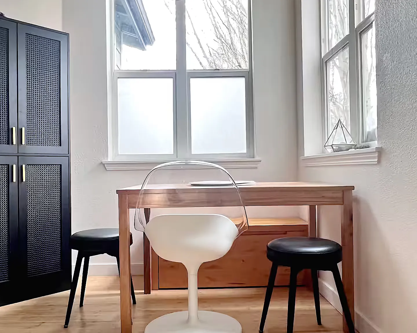 2 bed, 974 sqft, $2,700 — Photo 3