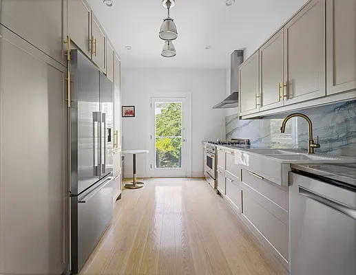 Rented by Corcoran | media 11