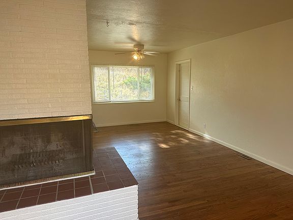 2nd image of 1011 Zodiac Dr