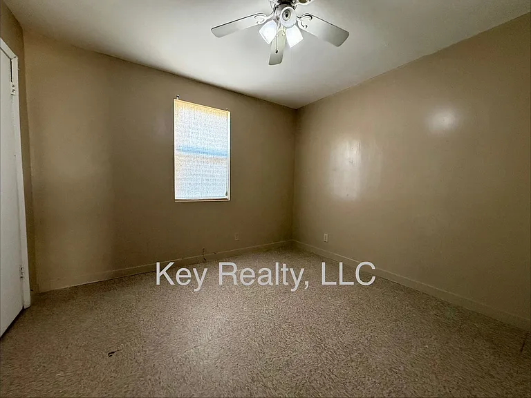413B Hickory St — Photo 4