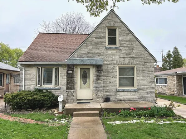 2410 South 82nd STREET, West Allis, WI 53219
