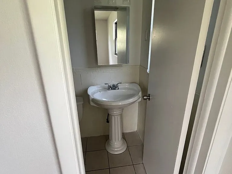 1116 Palisades Dr — Photo 20